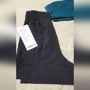 Lululemon NWT Stretch Woven Shorts Sz XS
